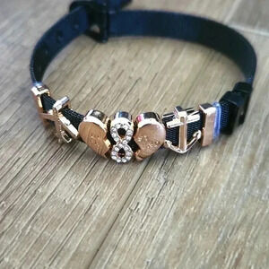 Best Friend Infinity Charm Bracelet – Black & Gold